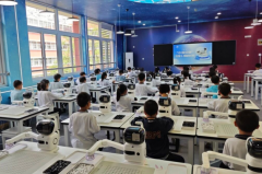 <b>过“可看、可互动、可实操”的体例</b>